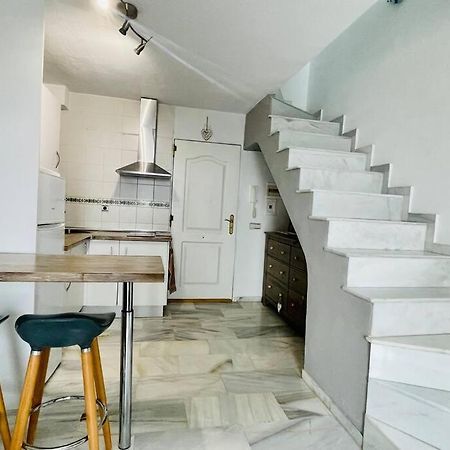 Atico Con Bonita Vista. En Urbanizacion Privada.! Apartment Estepona Exterior foto