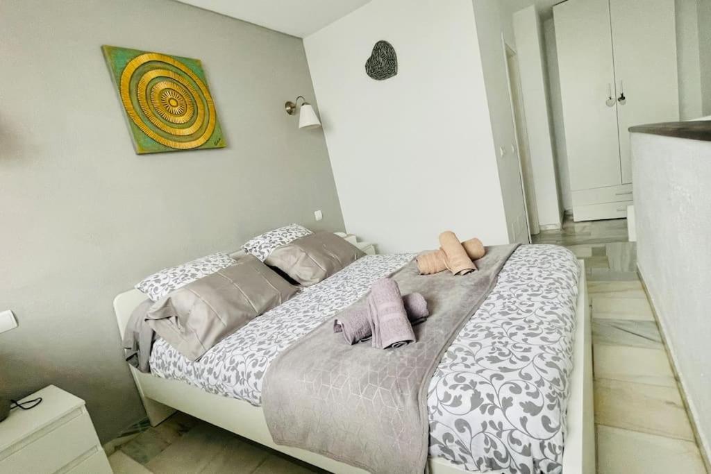Atico Con Bonita Vista. En Urbanizacion Privada.! Apartment Estepona Exterior foto